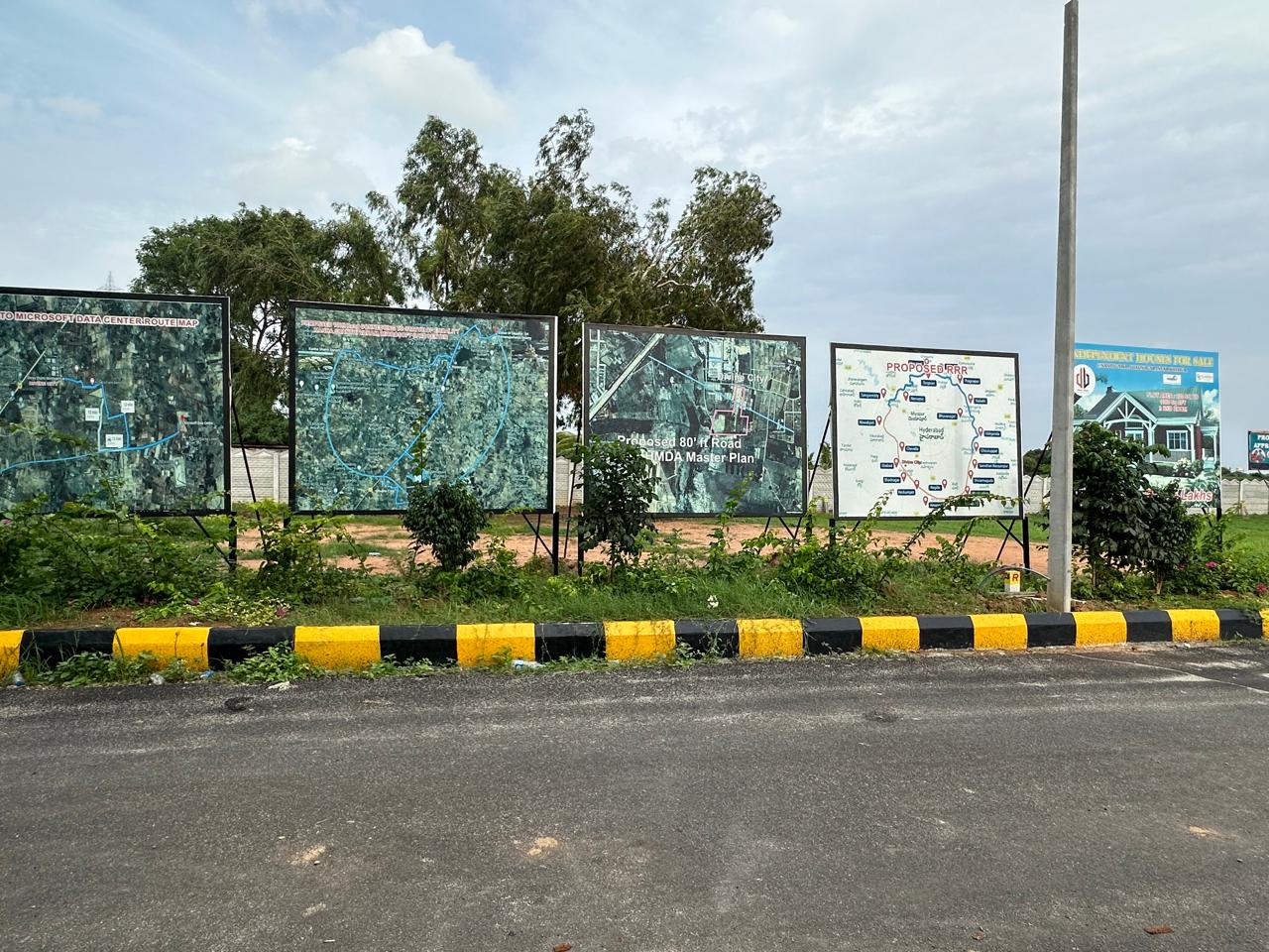 DIVINE CITY gallery 3